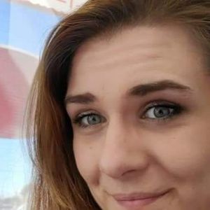 Meet your Posher, Destinee